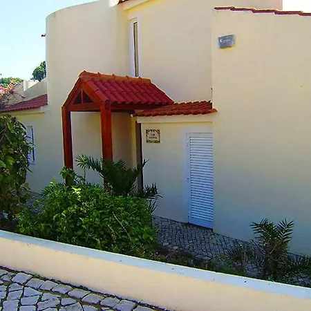 Sleeps 8 With Pool And Air Con Villa *